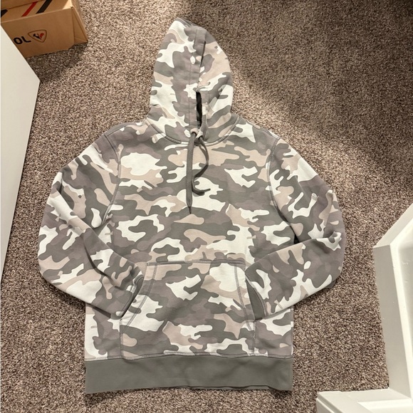 Amazon Essentials Other - Camo Hoodie